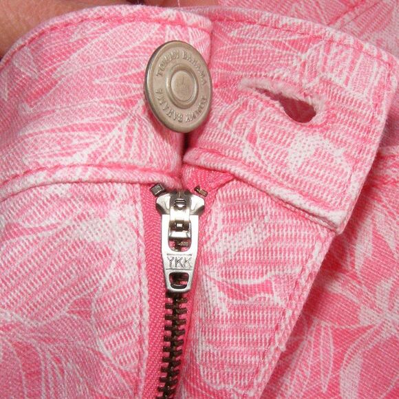 TOMMY BAHAMA Bermuda Shorts, 28, Pink Floral, Boardwalk, Knee length, Pockets - Picture 11 of 14